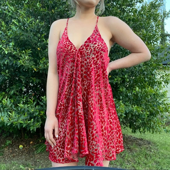 Olivaceous Red Velvet Cheetah Dress - Picture 2 of 13